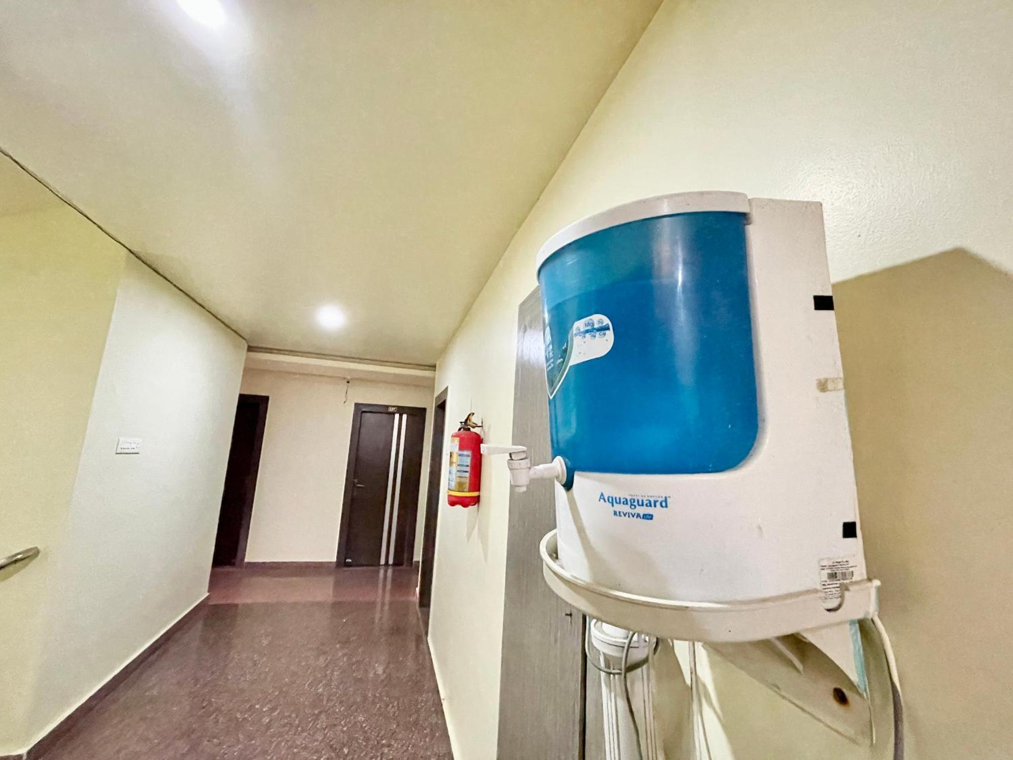 Hotel Trends In プリ エクステリア 写真