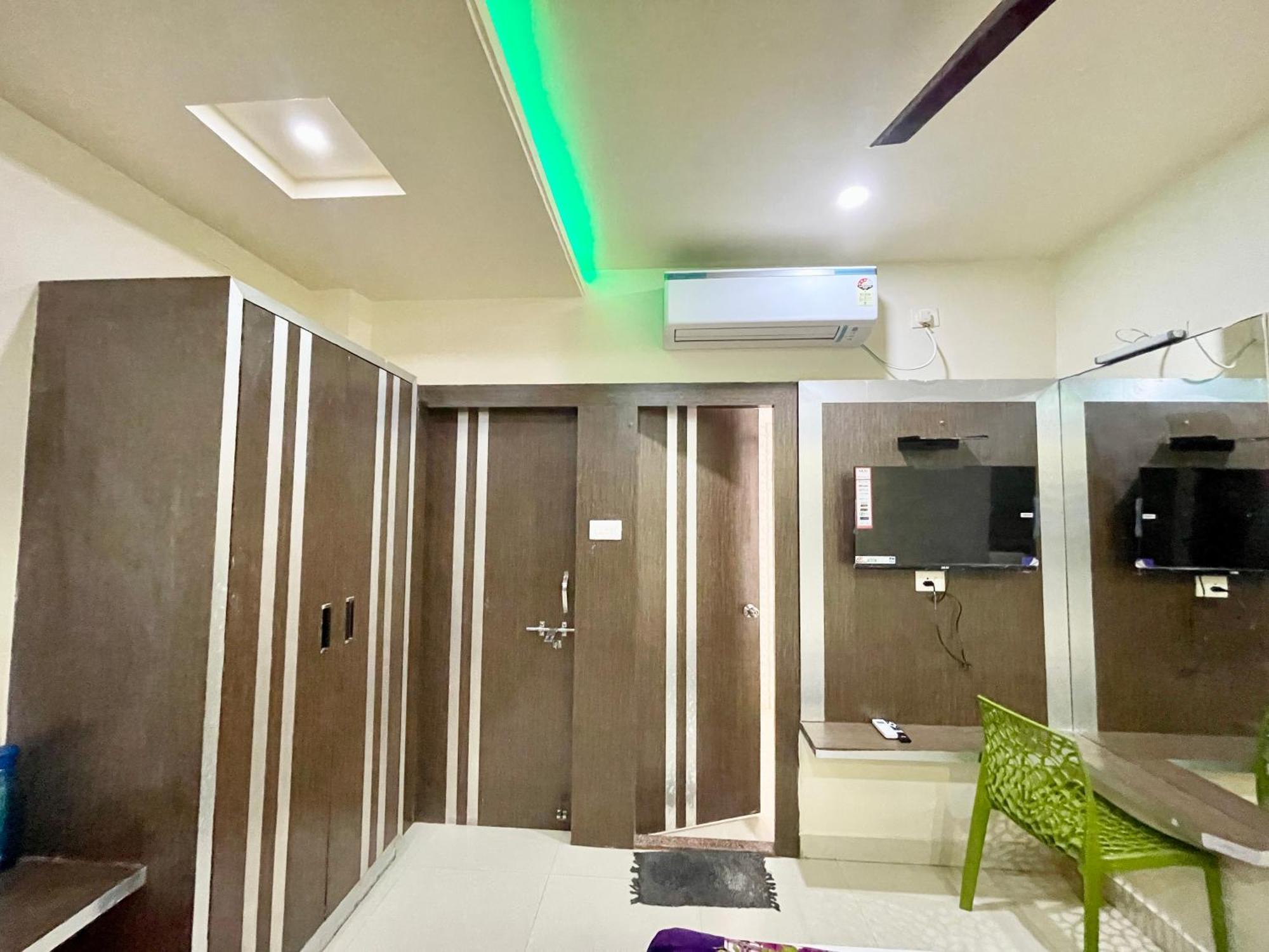 Hotel Trends In プリ エクステリア 写真